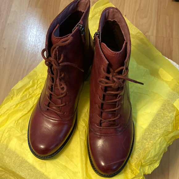 dansko ames boot